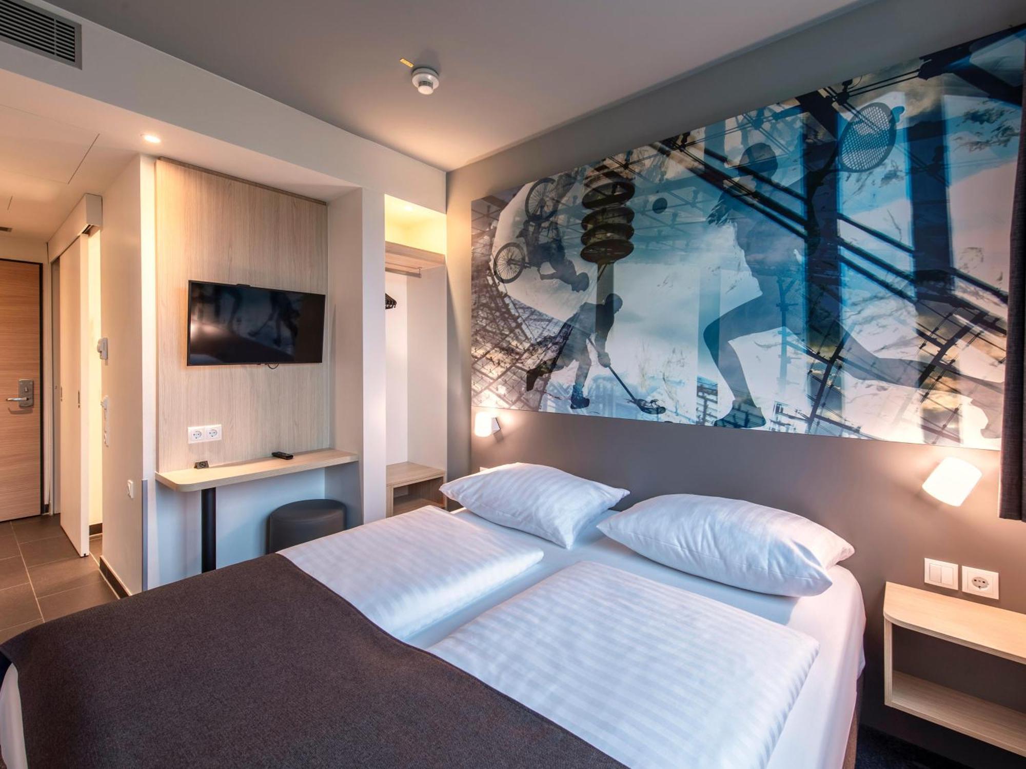 B&B Hotel Muenchen-Olympiapark Екстериор снимка