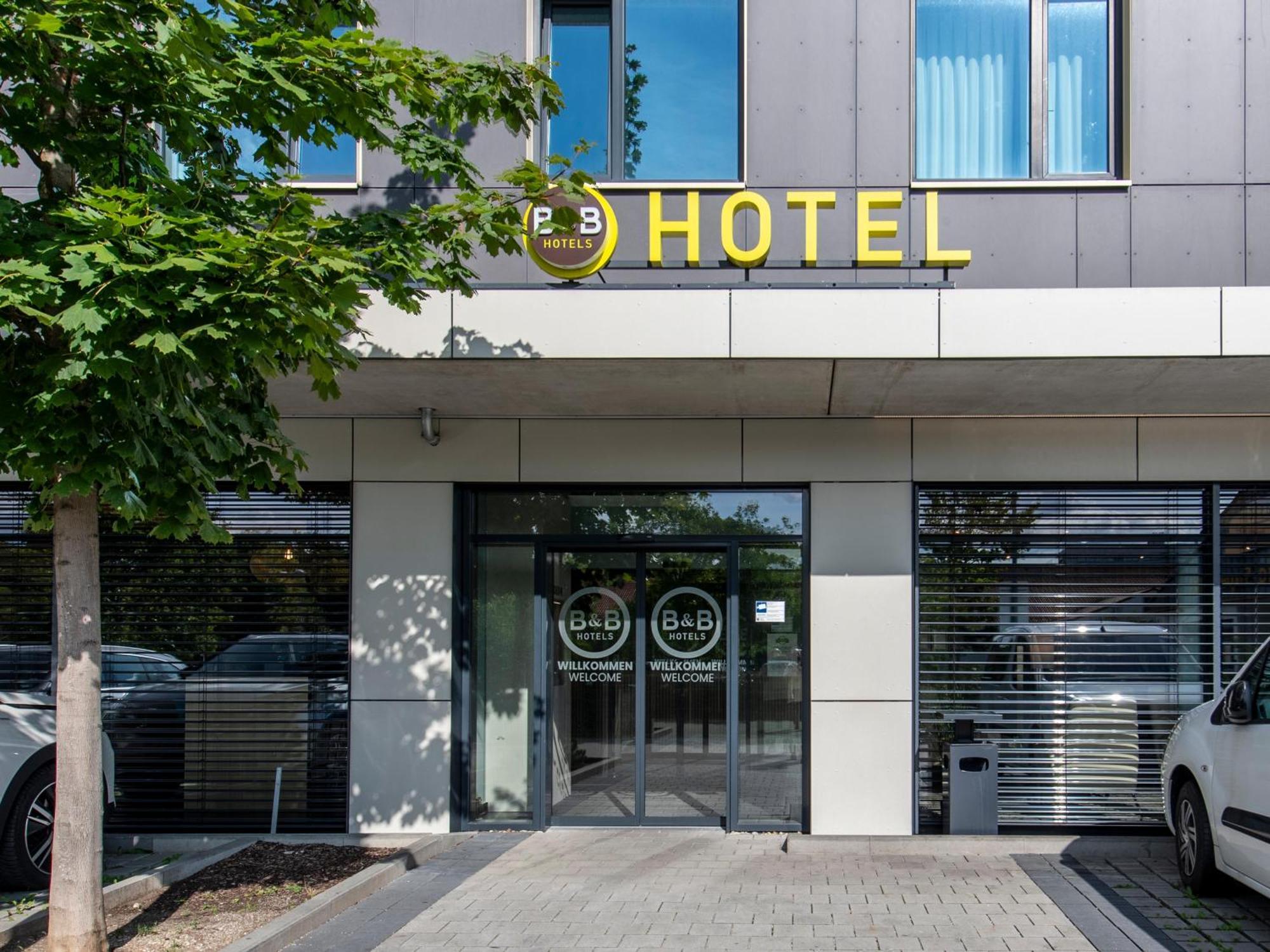 B&B Hotel Muenchen-Olympiapark Екстериор снимка