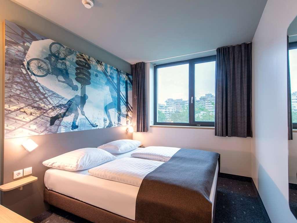 B&B Hotel Muenchen-Olympiapark Стая снимка