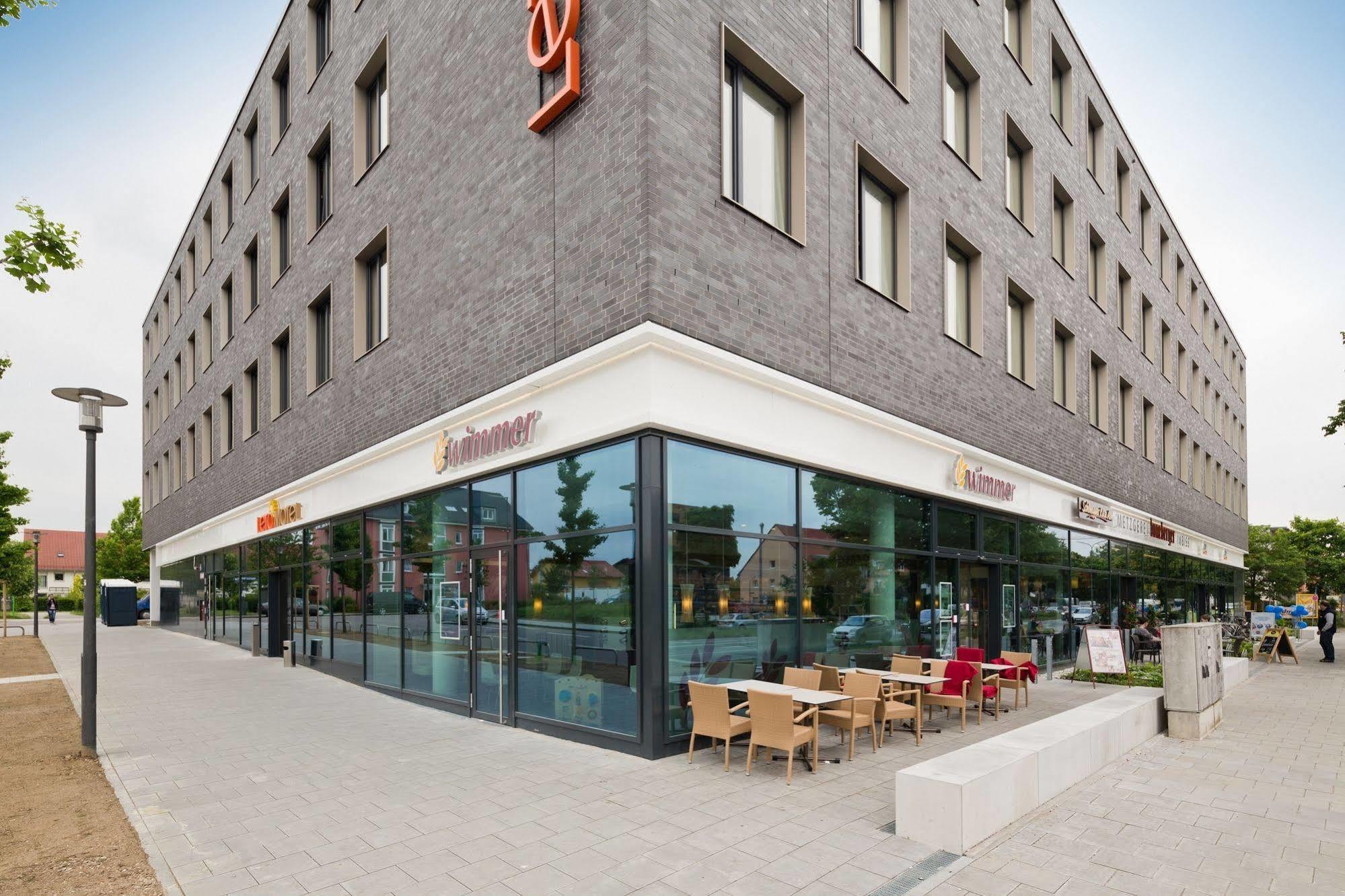 B&B Hotel Muenchen-Olympiapark Екстериор снимка