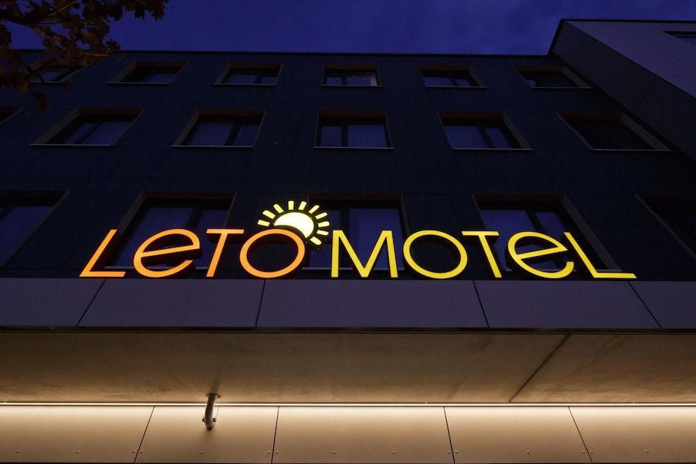 B&B Hotel Muenchen-Olympiapark Екстериор снимка